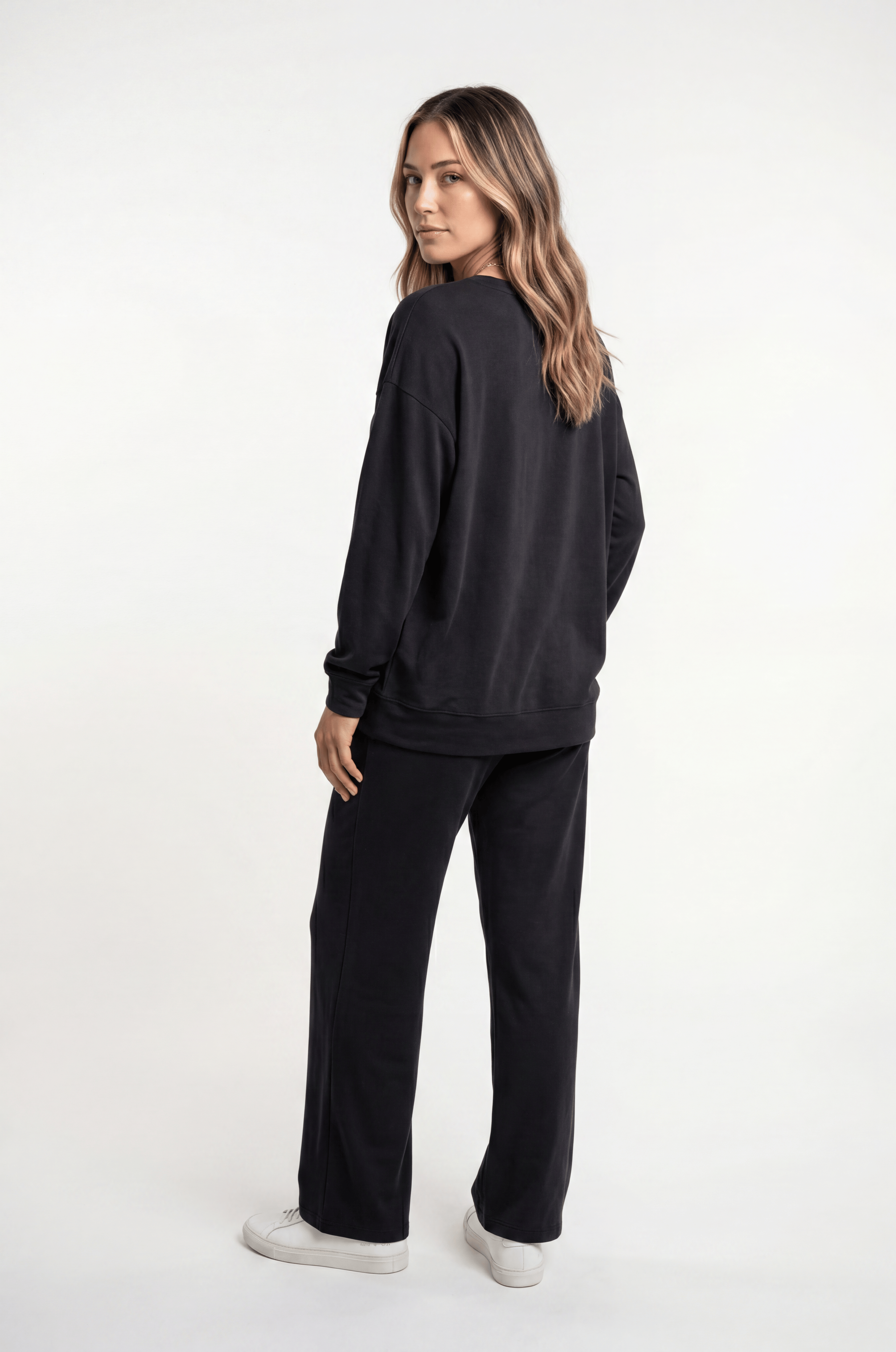 Pijama Longo Feminino Madame Bela Cor Preta
